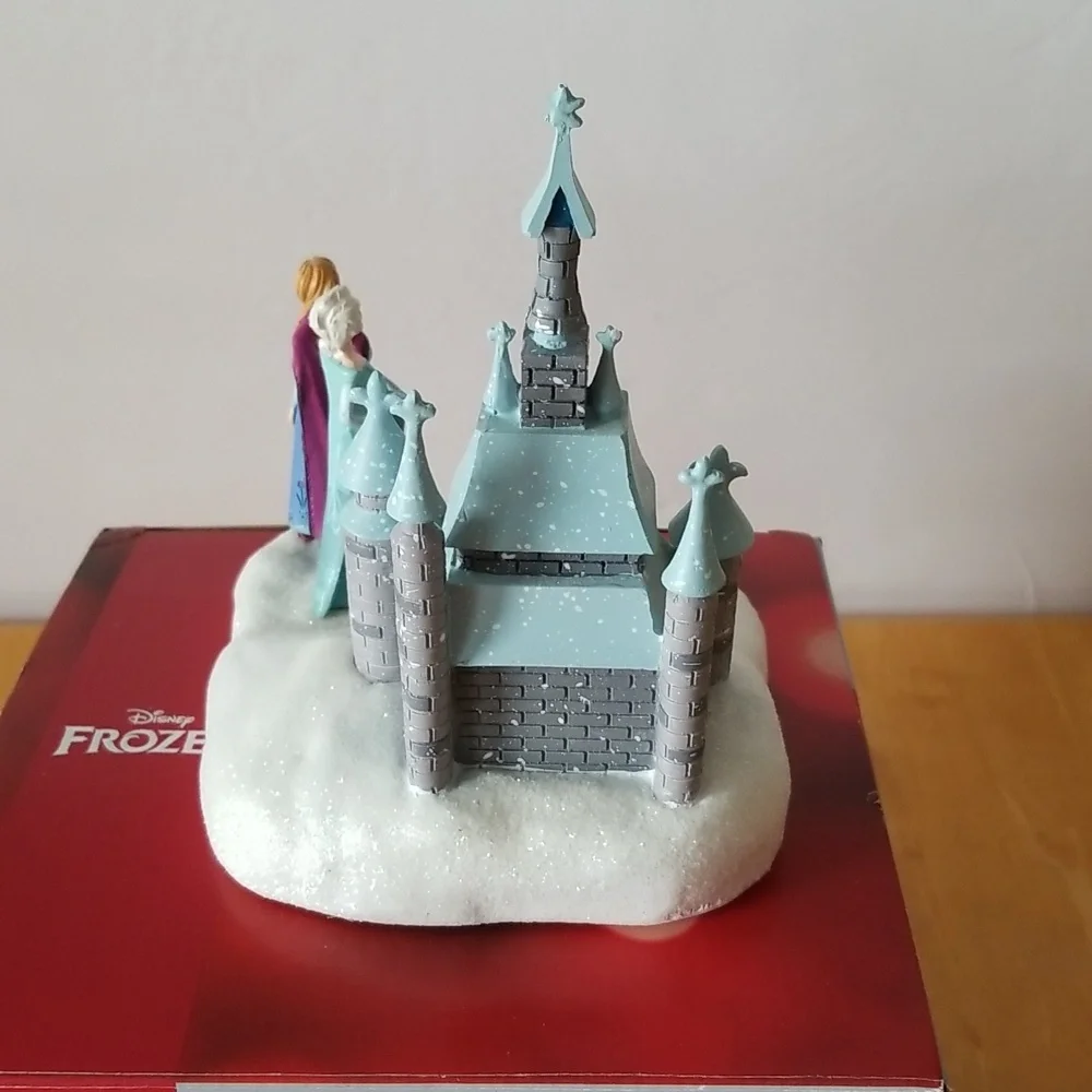 Disney's Frozen Elsa & Anna Castle Accessory Decor